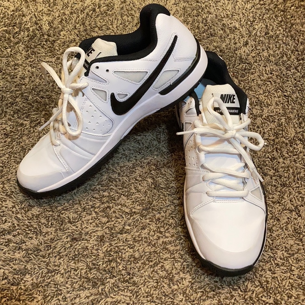 Nike Vapor Advantage
